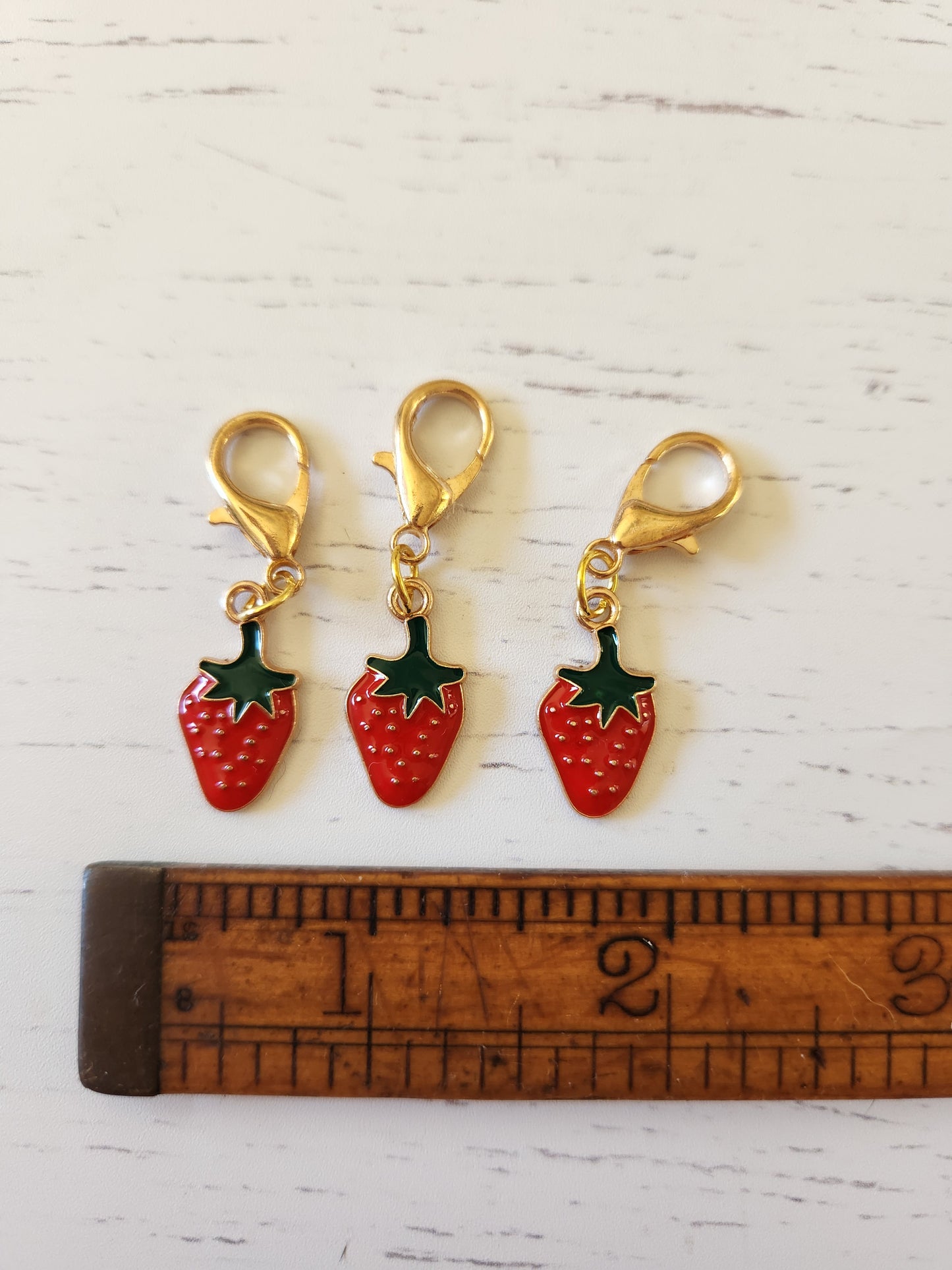 Cute Strawberry with spiky top- Zipper Charm