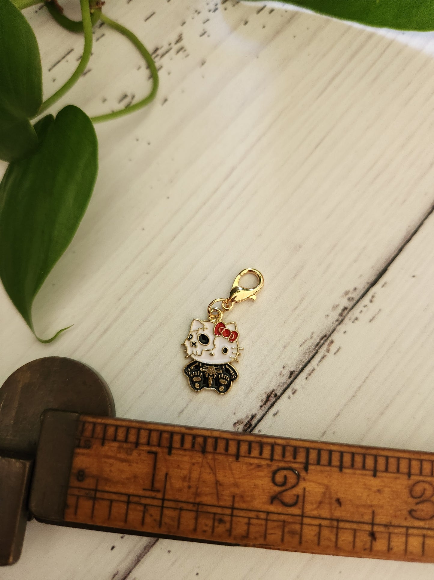 Cute Skeleton Kitty - Zipper Charm