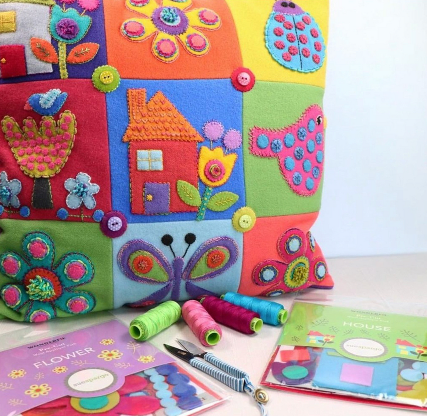 Sue Spargo Pre-cut Wool Appliqué Kit -FLOWER Colourway 4