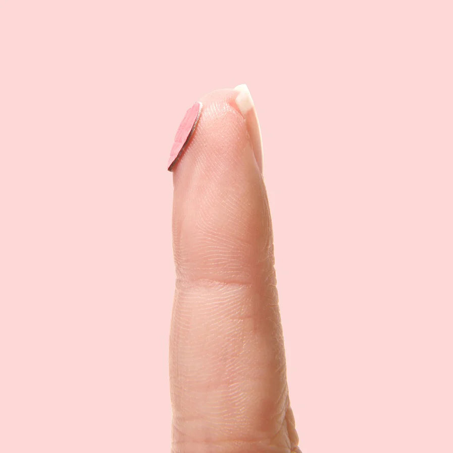 SOHMO -Adhesive Finger Protectors - Heart-Shaped Thimble Pads, Pack of 32