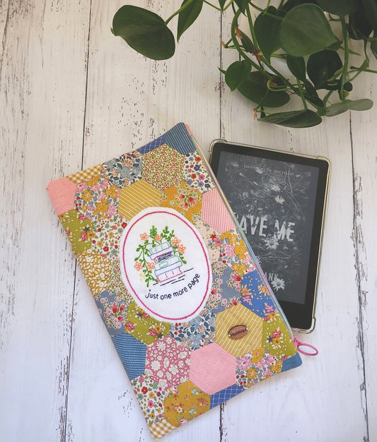 Just One More Page eReader / Pouch by Lilabelle Lane Creations -English Paper Piecing PDF Pattern with SVG for Scan N Cut & Cricut Machines