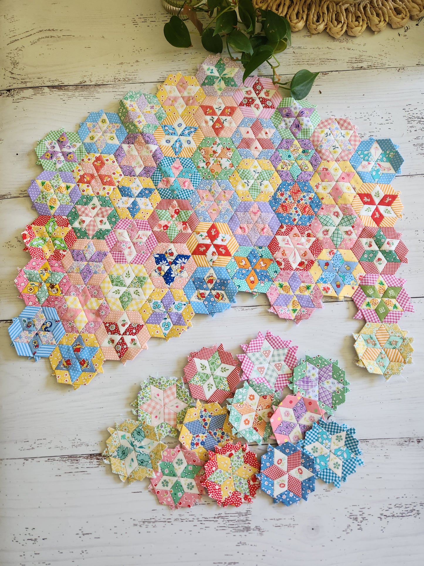 5/8" Six Pointed Diamond EPP Papers and Templates - Mrs Carpenter Quilt