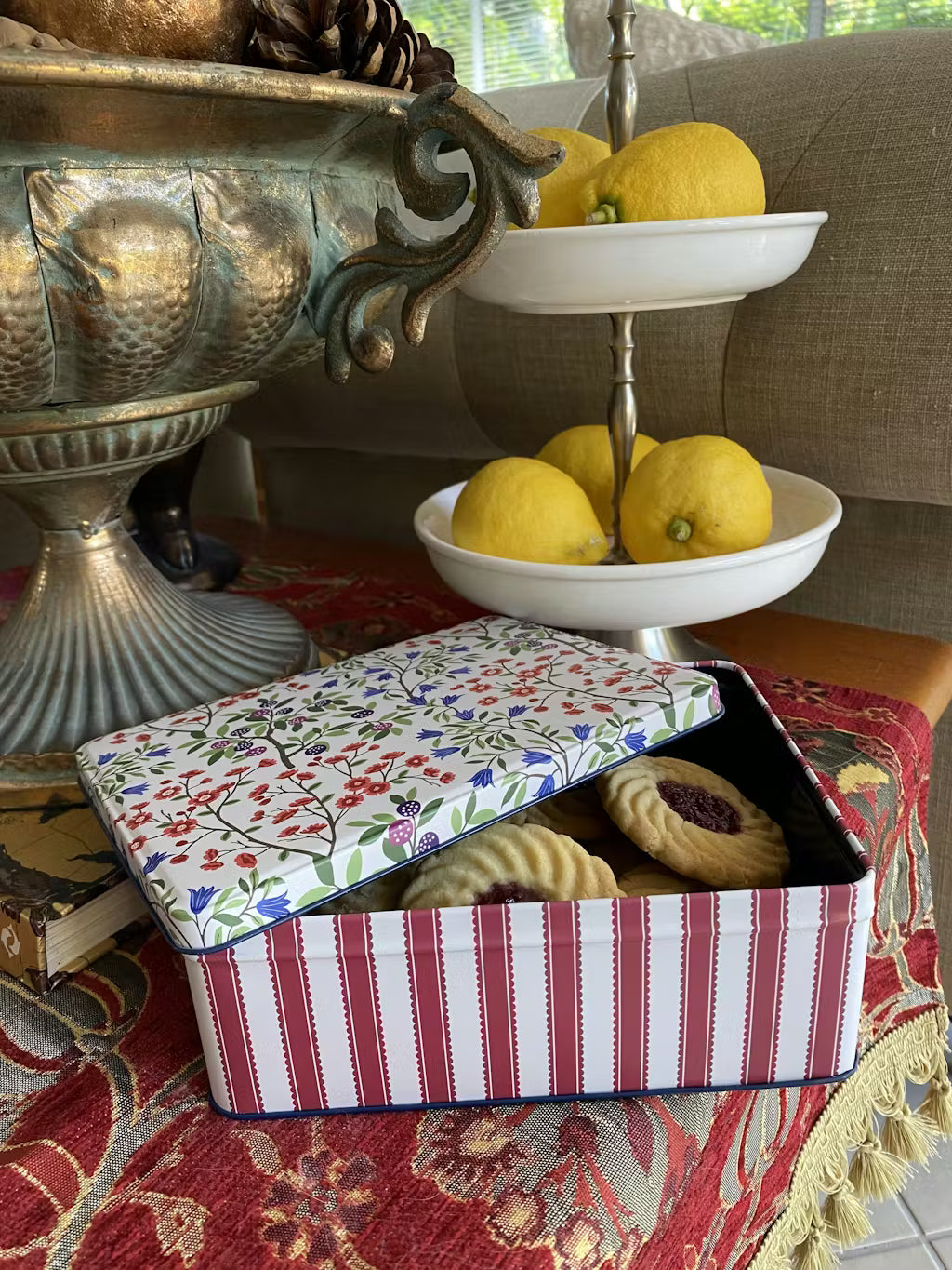 Sanderson Foraging Tin - Sewing Tin