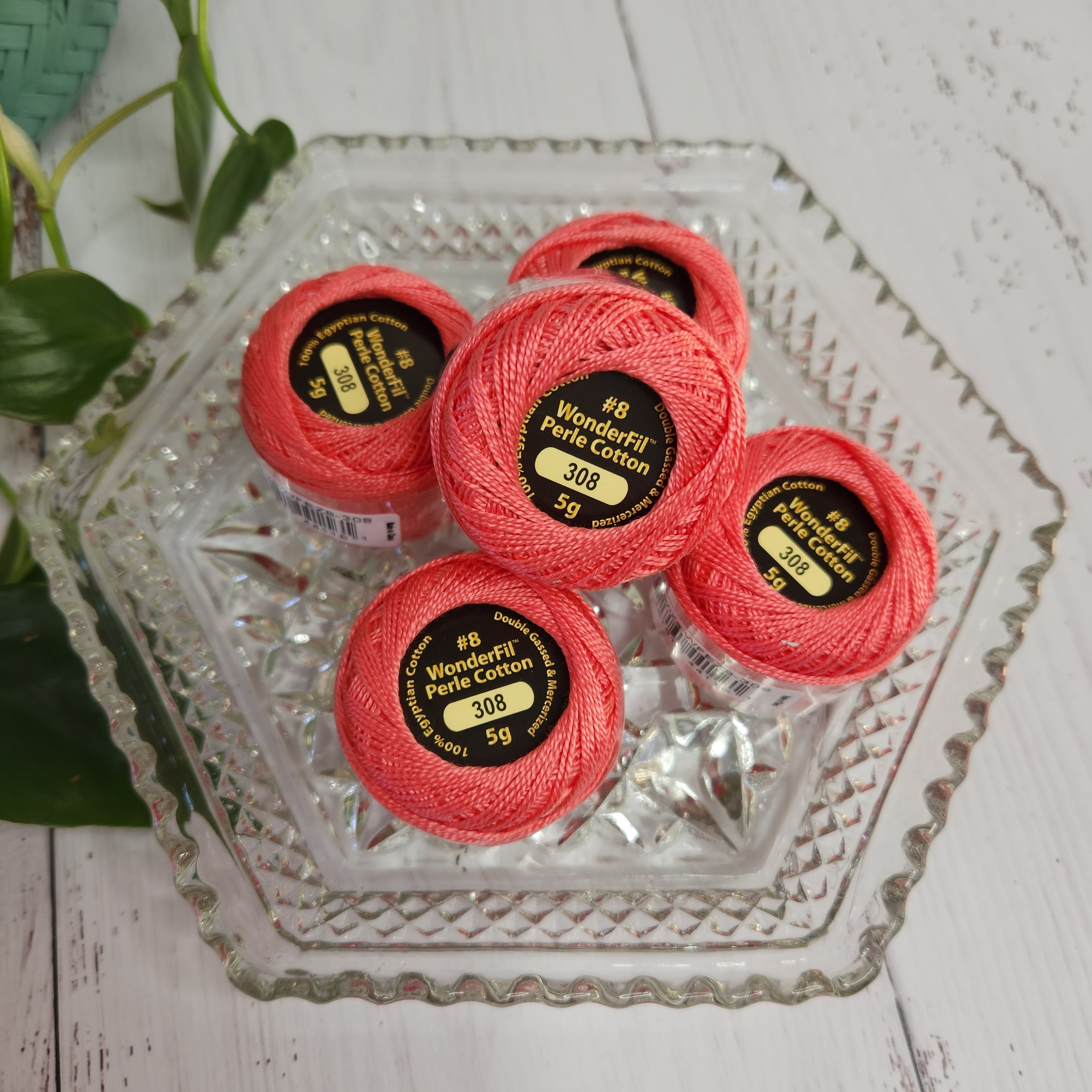 Wonderfil Perle 8 Thread - Raspberry Frosting 308 – The Stitcher's Loft