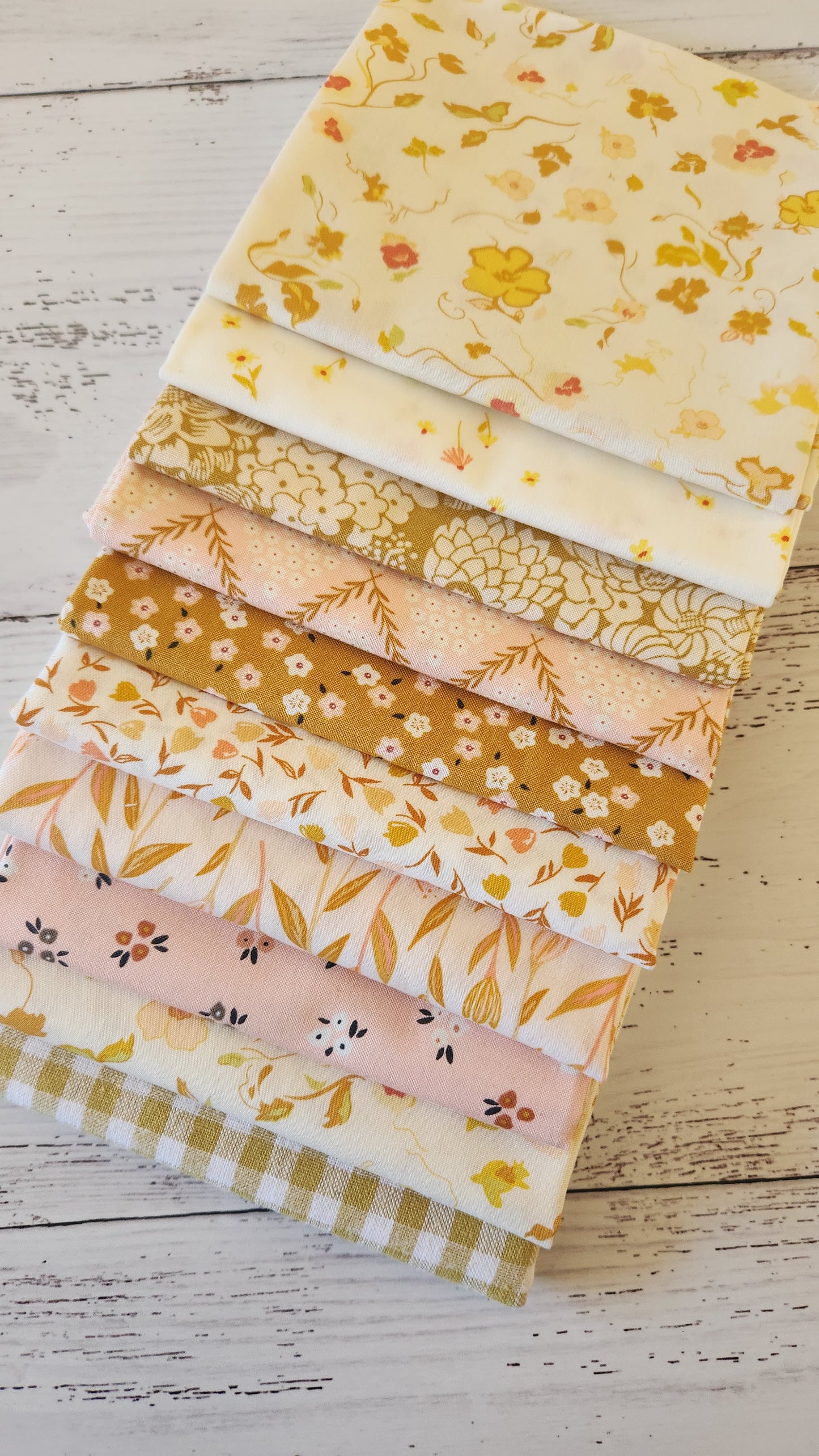 Tender Touches - Curated 10 Fat Quarter Bundle