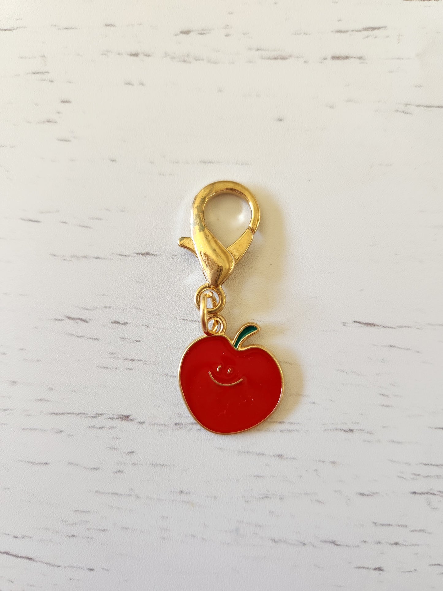 Cute Red Apple - Zipper Charm