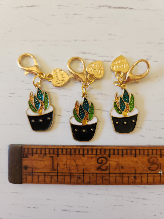 Cute Potted Plant- Zipper Charm