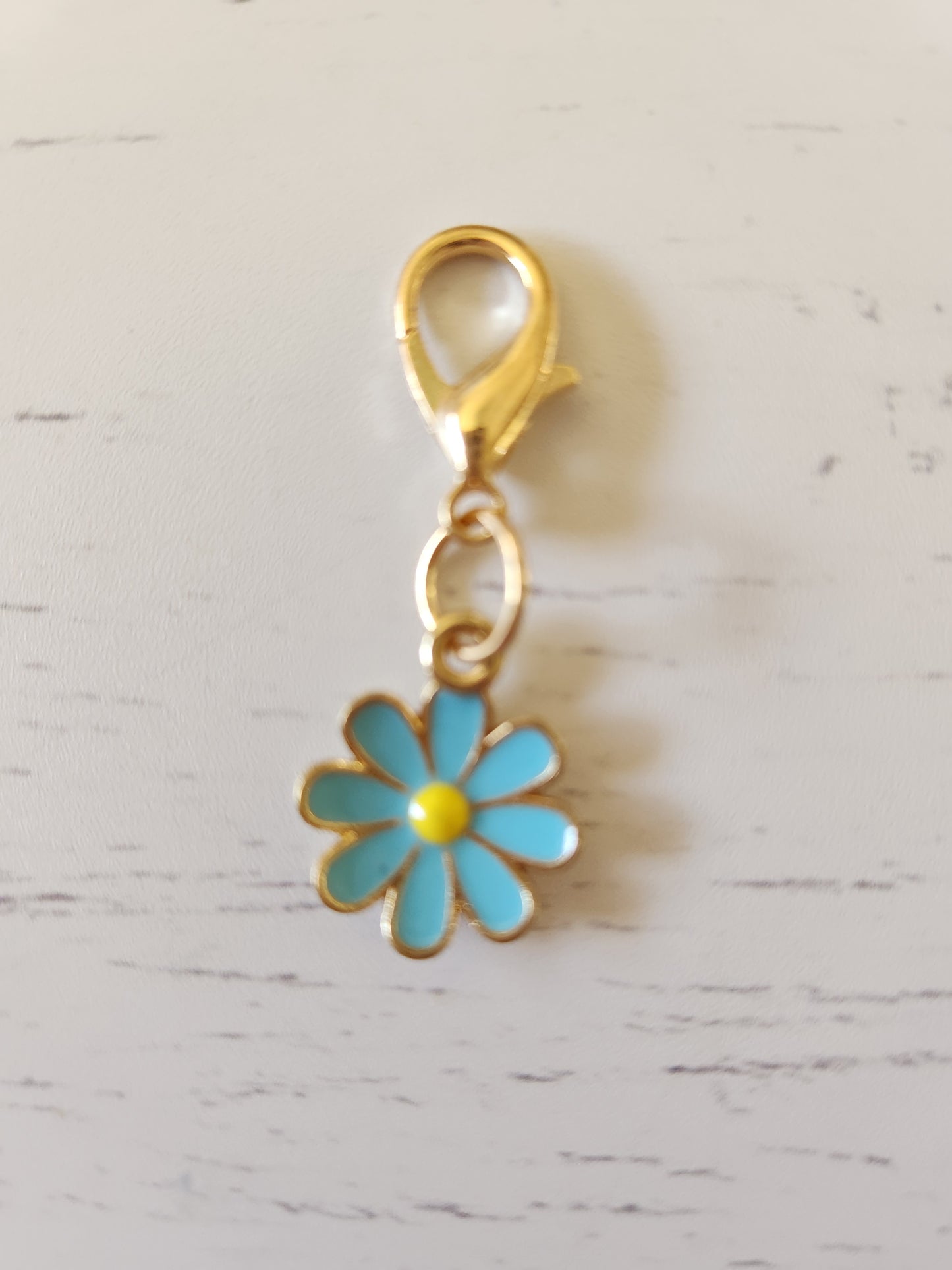 Cute Blue Daisy - Zipper Charm
