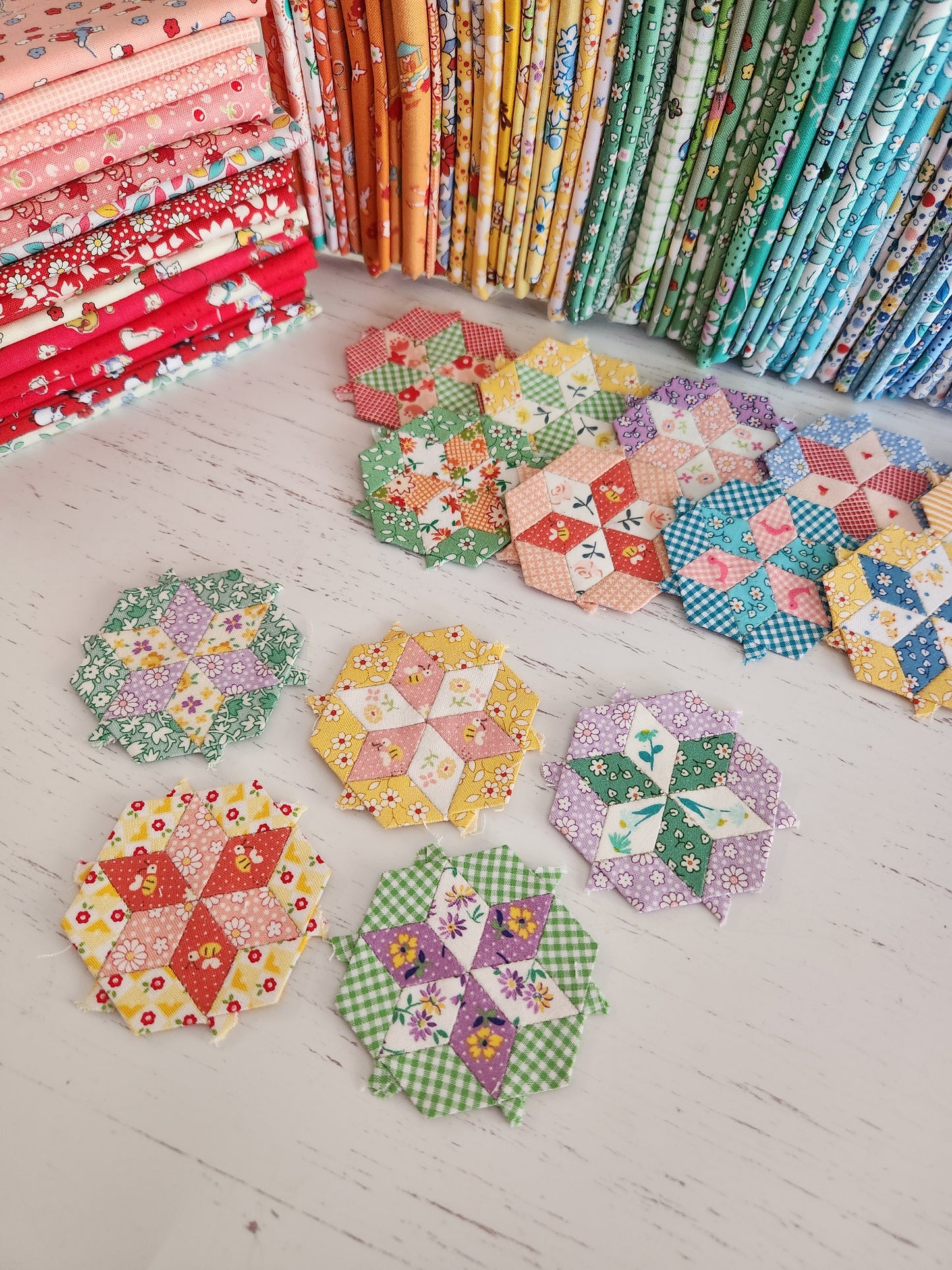 5/8" Six Pointed Diamond EPP Papers and Templates - Mrs Carpenter Quilt