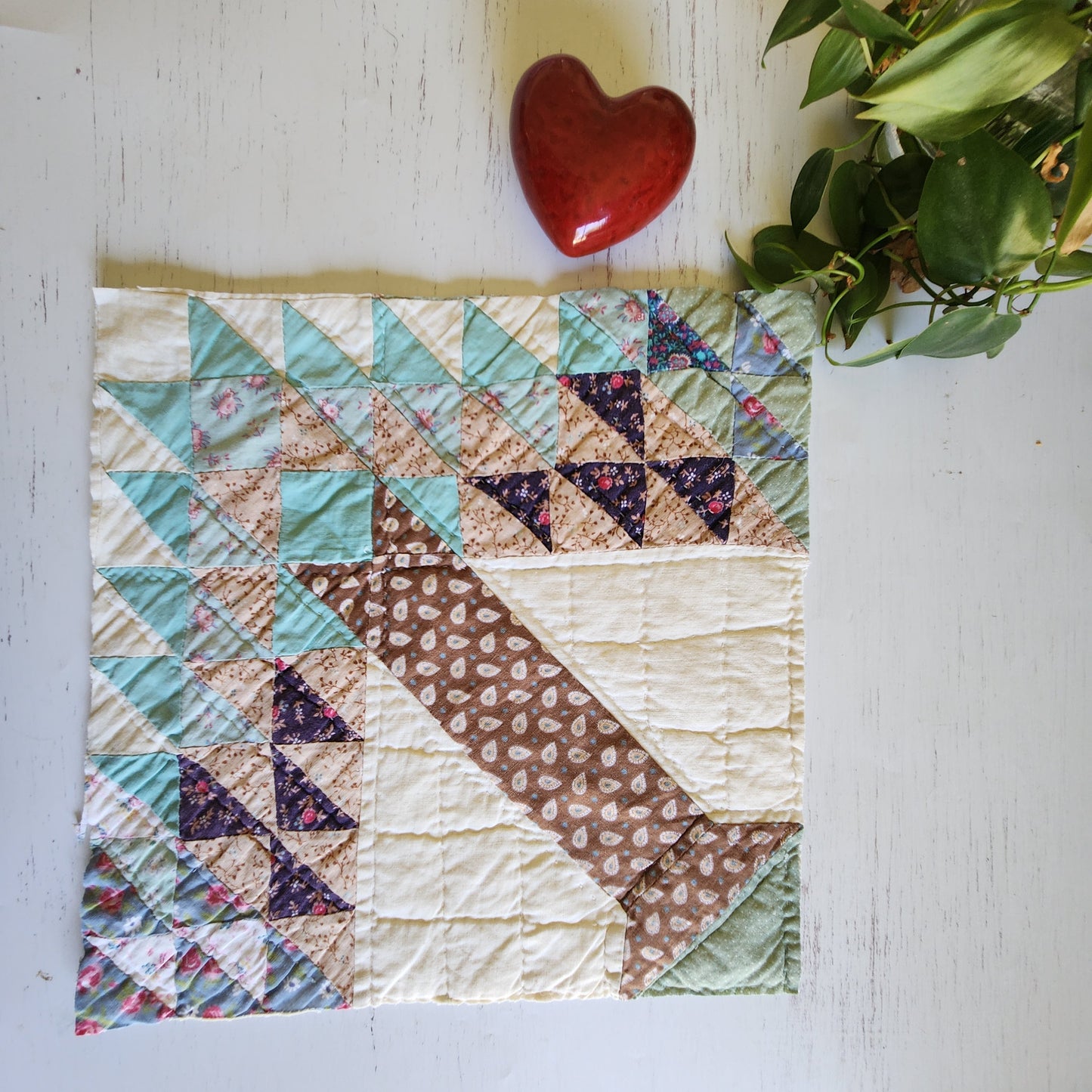 Vintage Handmade Patchwork Quilt Squares: Project Pieces (1C)