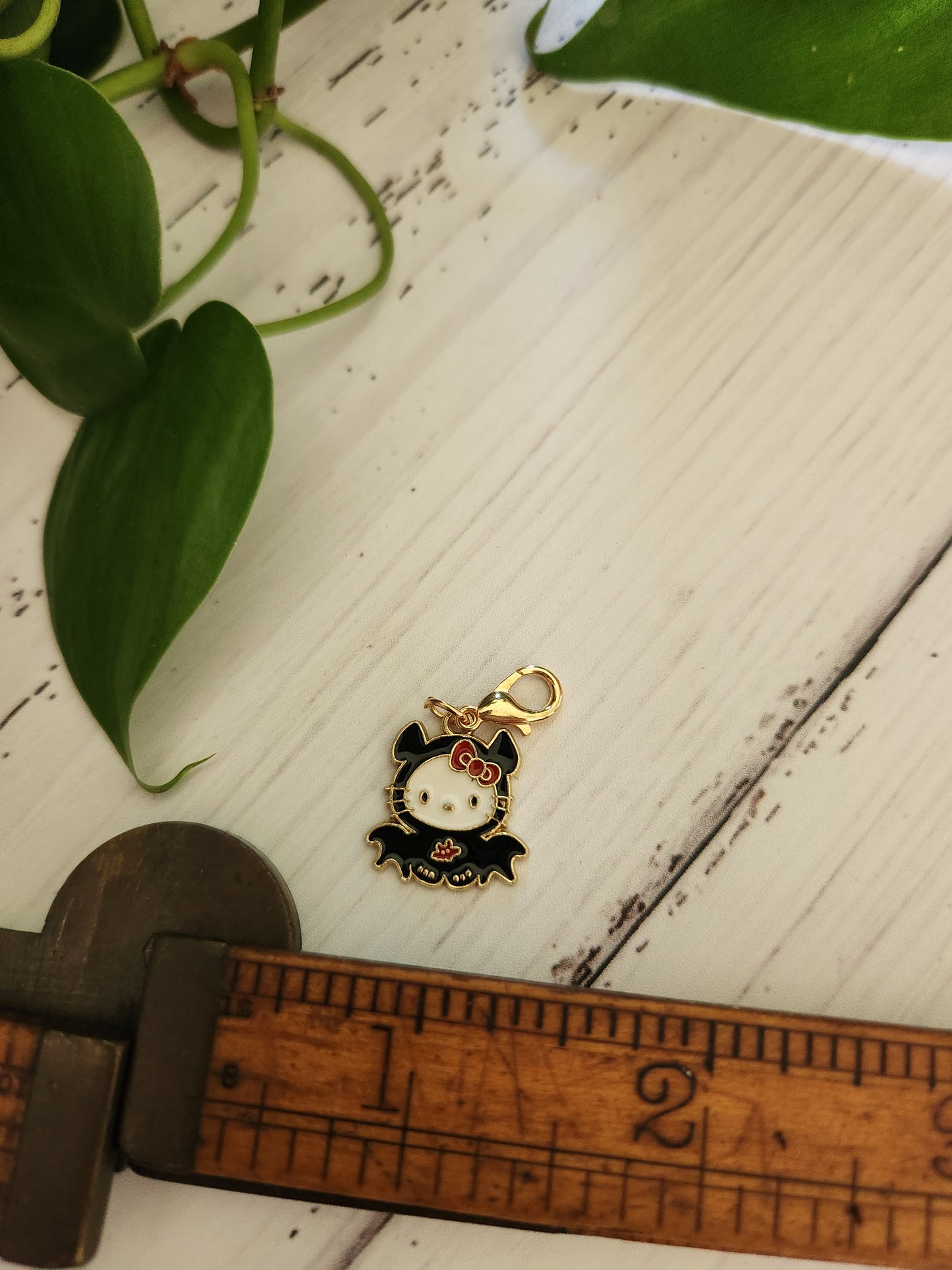 Cute Bat Kitty - Zipper Charm