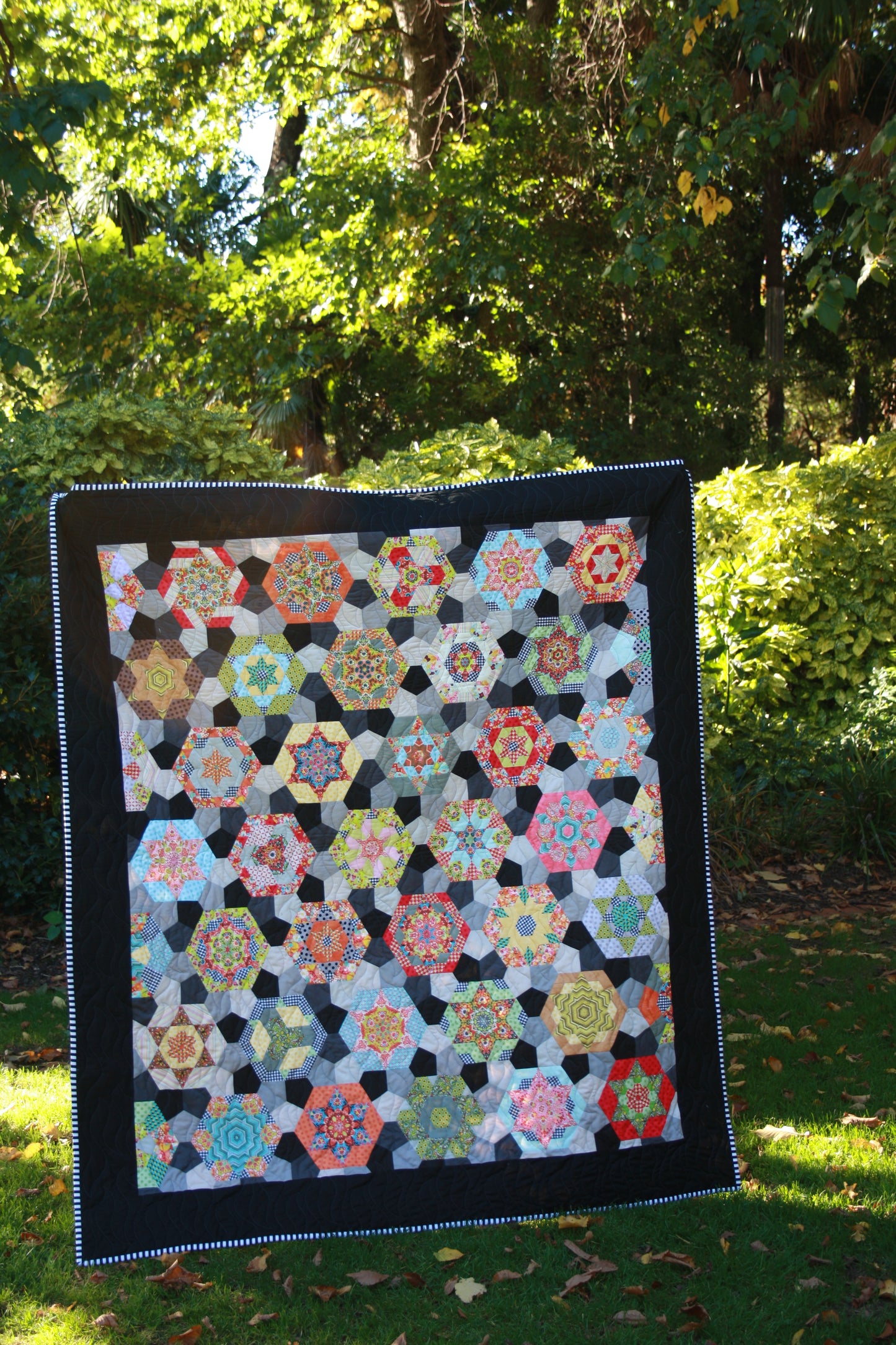 Southern Aurora Quilt - Ready Made - Lilabelle Lane Creations