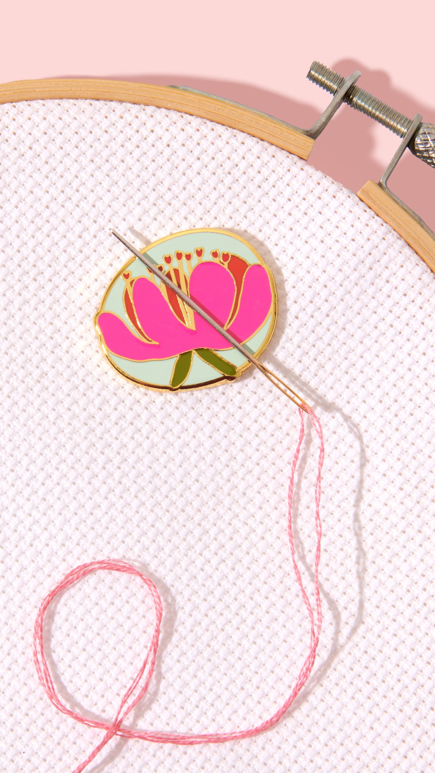 Peony (Pink) Magnetic Needle Minder - SOHMO