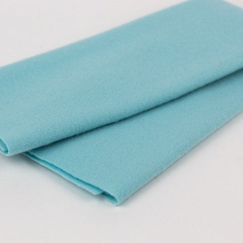 Cloud  (LN20) - Sue Spargo Merino Wool