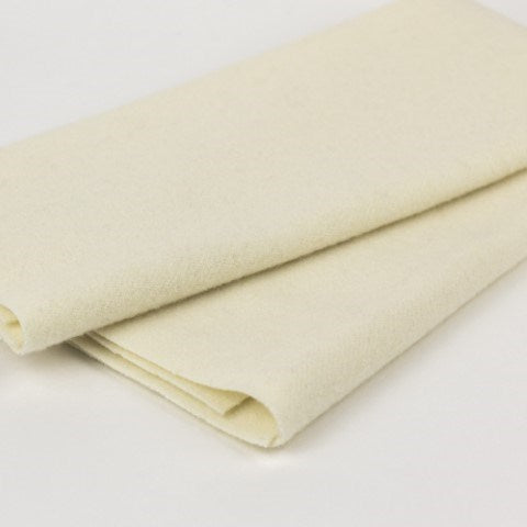 Parchment (LN50) - Sue Spargo Merino Wool
