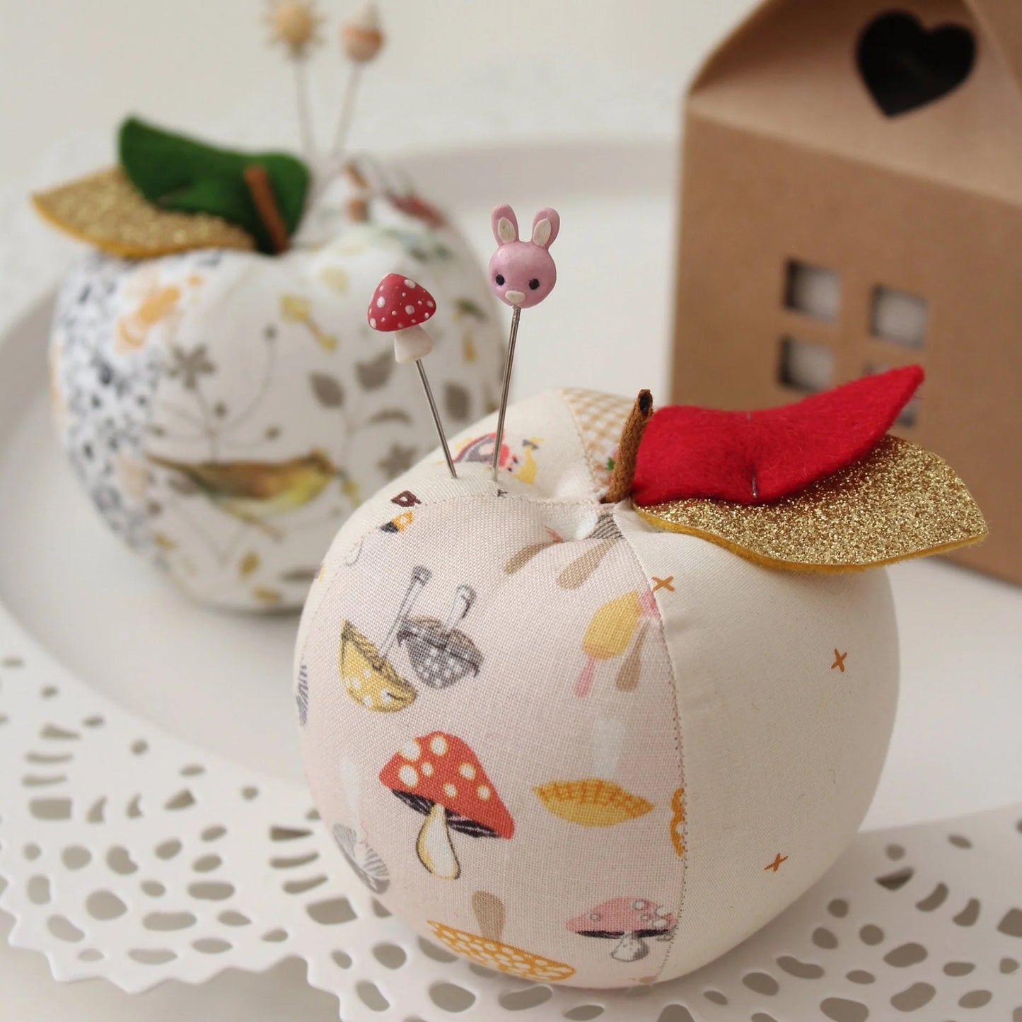 Apple Pincushion Pattern with Acrylic Template by Nic Vaughn - Craftapalooza