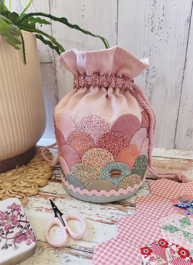 Clara Dilly Bag by Lilabelle Lane Creations WITH Template and EPP Papers