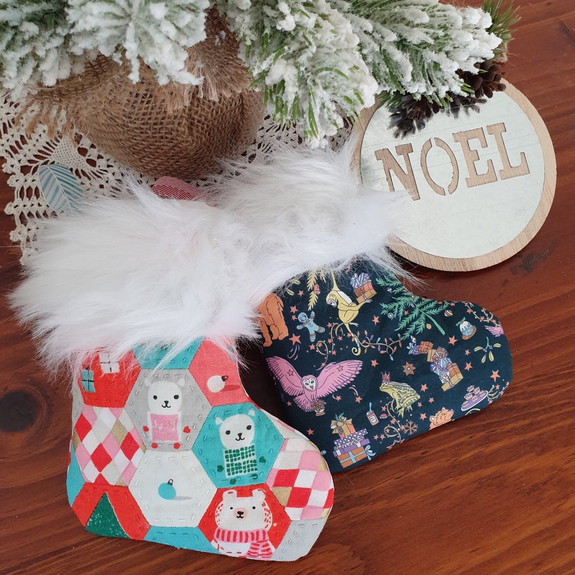 DECK THE HALLS Christmas Stocking Pattern by Lilabelle Lane Creations