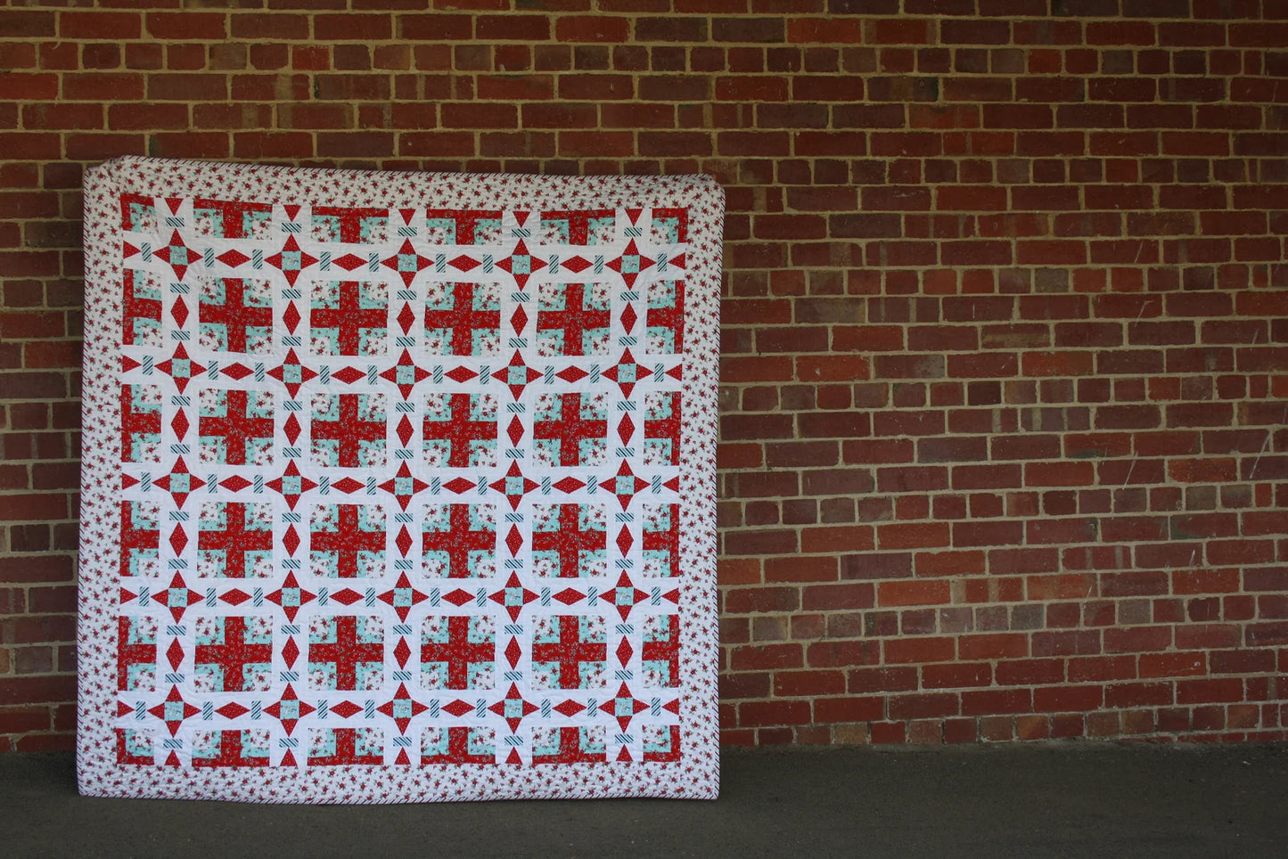 Peppermint Crossing Quilt - Ready Made - Lilabelle Lane Creations