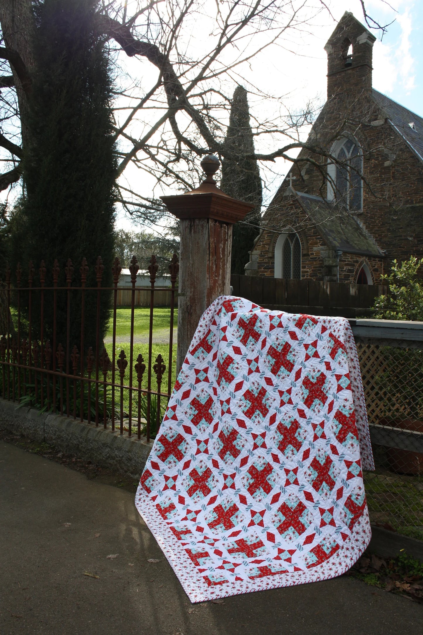 Peppermint Crossing Quilt - Ready Made - Lilabelle Lane Creations