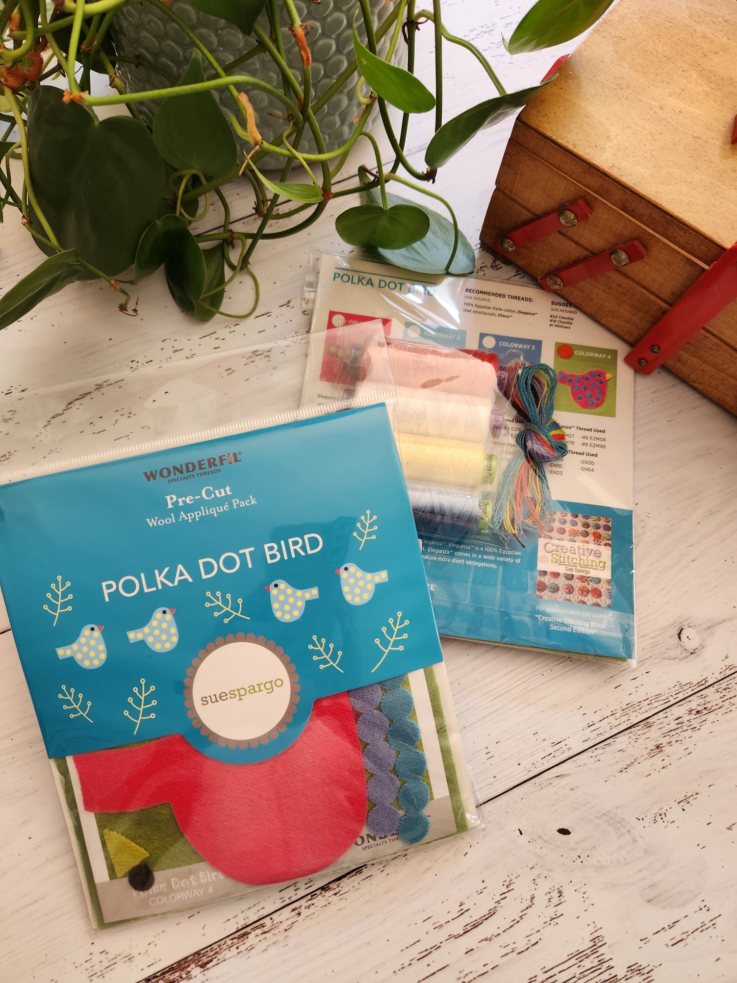 Sue Spargo Pre-cut Wool Appliqué Kit -POLKA DOT BIRD with THREADS